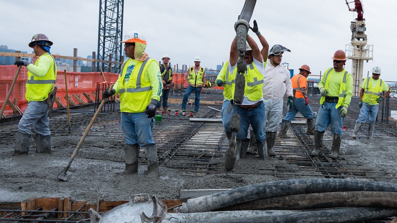 Concrete Contractors in Los Angeles County - Expert Concrete Services for Driveways, Patios & More